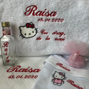 Trusou BOTEZ Hello Kitty personalizat pentru fetita