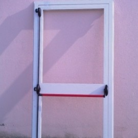 Usa din PVC cu bara antipanica 900 x 2100