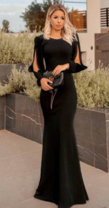 Crna duga haljina sa otvorenim rukavima