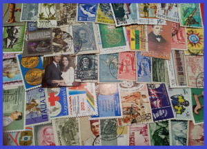 Plic filatelic - 100 de timbre straine diferite, stampilate