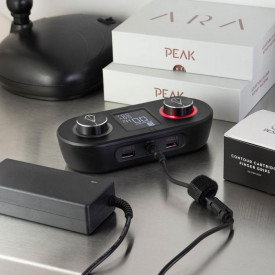 Alimentatore magnetico Digitale Peak & Cavo RCA magnetico multifunzionale include Anche 2 Ingressi USB per ricaricare qualsiasi dispositivo esempio il vostro cellulare o tablet etc