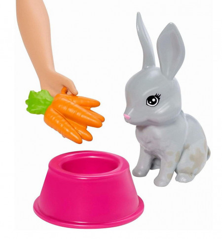 Set de joacă Grădiniţă pentru animale cu păpuşă blondă, Barbie
