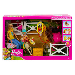 Set de joaca Papusa Barbie cu caluti si accesorii - 16 piese