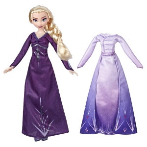 Papusa Frozen 2 Elsa cu rochita de schimb