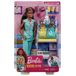 Papusa Barbie, medic pediatru mulatru cu doi bebelus si accesorii