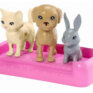 Set de joacă Grădiniţă pentru animale cu păpuşă blondă, Barbie
