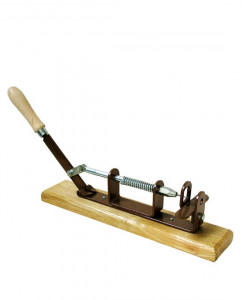 Perforator pentru rame cu 1 ac