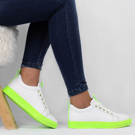 Pantofi sport Iris Albi - Pantofi sport din material textil cu talpă verde si un calapod comod - Deppo.ro