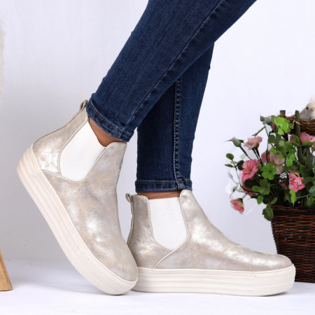 Pantofi Sport Cod Alexandria 693 - Pantofi sport din piele ecologică cu platformă
Foarte comfortabili - Deppo.ro
