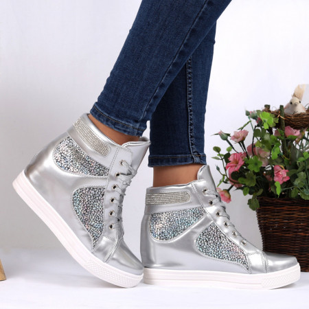 Pantofi Sport Erika Cod 695 - Pantofi sport din piele ecologică
Închidere prin șiret
Model cu strasuri
Foarte comfortabili - Deppo.ro