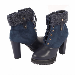 Botine Zoe Navy - Botine din piele ecologică întoarsă cu închidere cu șiret și interior ușor îmblănit - Deppo.ro