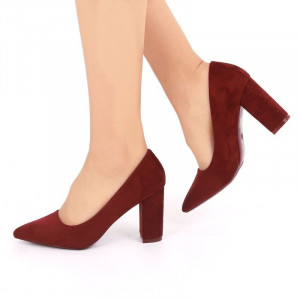 Pantofi cu toc cod OD0001 Vișini - Pantofi din piele ecologică întoarsă de înaltă calitate cu tocul pătrat de 8 cm şi vârf ascuţit - Deppo.ro