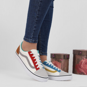 Pantofi Sport Cod 677 - Pantofi sport din piele ecologică
Închidere prin șiret
Foarte comfortabili - Deppo.ro
