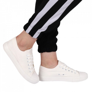 Pantofi Sport pentru dame Cod LMN083 White - Teniși pentru dame
Confectionati din material textil
Închidere cu sireturi
Vârf rotund - Deppo.ro