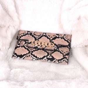 Poșetă tip plic Snake Skin - Cumpără îmbrăcăminte, încălțăminte și accesorii de calitate cu un stil aparte mereu în ton cu moda, prețuri accesibile și reduceri reale, transport în toată țara cu plată la ramburs - Deppo.ro