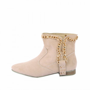 Botine cod 3B09012 Bej - Botine din piele ecologică întoarsă , cu un lanț decorativ și cu închidere cu fermoar pe lateral - Deppo.ro
