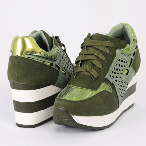Pantofi Sport Allison Cod 454 - Pantofi sport din piele ecologică întoarsă cu platformă
Model cu paiete
Foarte comfortabili - Deppo.ro