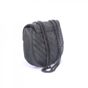 Poșetă Chloe - Cumpără îmbrăcăminte, încălțăminte și accesorii de calitate cu un stil aparte mereu în ton cu moda, prețuri accesibile și reduceri reale, transport în toată țara cu plată la ramburs - Deppo.ro
