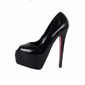 Pantofi cu toc cod 8067Y Negri - Pantofi cu toc și platformă foarte înalte pentru dame care vă pot completa o ținută fresh în acest sezon. Incalțî-te cu această pereche de pantofi la modă și asorteaz-o cu pantalonii sau fusta preferată pentru a creea o ținută deosebită. - Deppo.ro