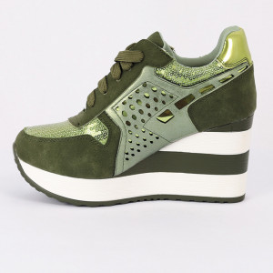 Pantofi Sport Allison Cod 454 - Pantofi sport din piele ecologică întoarsă cu platformă
Model cu paiete
Foarte comfortabili - Deppo.ro