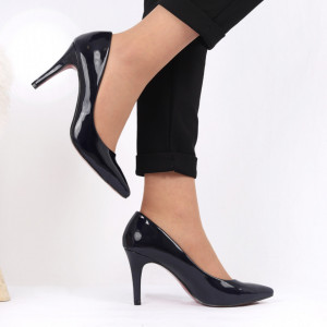 Pantofi cu toc pentru dame cod 00928 Navy - Pantofi cu toc pentru dame din piele ecologică
Conferă lejeritate și eleganță - Deppo.ro