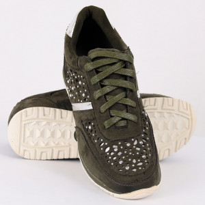 Pantofi Sport Taniya Cod 445 - Pantofi sport din piele ecologică întoarsă
Model cu ștrasuri
Foarte comfortabili - Deppo.ro