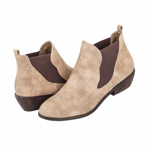 Botine Clover Bej - Produs din piele ecologică întoarsă foarte confortabile cu bandă elastică la gleznă - Deppo.ro