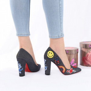 Pantofi cu toc cod 3409 Negri - Pantofi cu toc gros cu un model deosebit și vârf ascuțit , foarte confortabili potriviți pentru birou sau evenimente speciale. - Deppo.ro