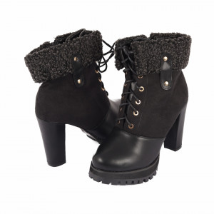 Botine Zoe Black - Botine din piele ecologică întoarsă cu închidere cu șiret și interior ușor îmblănit - Deppo.ro