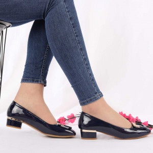 Pantofi cu toc cod AI28602 Navy - Pantofi cu toc gros din piele ecologică, foarte confortabili potriviți pentru birou sau evenimente speciale. - Deppo.ro