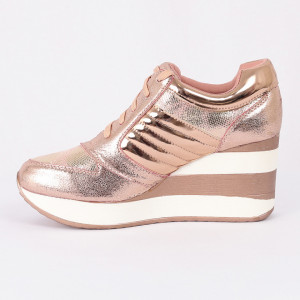 Pantofi Sport Alice Cod 456 - Pantofi sport din piele ecologică lăcuită cu platformă
Foarte comfortabili - Deppo.ro