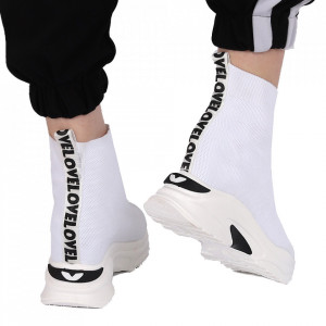 Pantofi Sport pentru dame Cod 5818 White - Pantofi sport pentru dame din pânză cu platformă
Model cu sclipici
Foarte confortabili - Deppo.ro