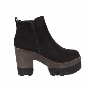 Botine Sasha Black - Botine din piele ecologică întoarsă cu interior căptușit şi închidere cu fermoar - Deppo.ro