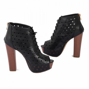 Pantofi cu toc cod JB203 Negri - Pantofi cu toc lung și platformă, din piele ecologică perforată, design dantelat foarte confortabili datorită calapodului comod - Deppo.ro