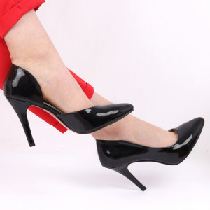 Pantofi cu toc pentru dame cod AF9480 Black - Pantofi cu toc pentru dame din piele ecologică
Conferă lejeritate și eleganță - Deppo.ro