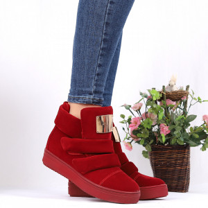 Pantofi Sport Cod 692 - Pantofi sport din piele ecologică întoarsă
Închidere prin scai
Foarte comfortabili - Deppo.ro