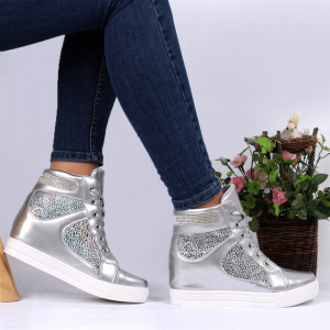Pantofi Sport Erika Cod 695 - Pantofi sport din piele ecologică
Închidere prin șiret
Model cu strasuri
Foarte comfortabili - Deppo.ro