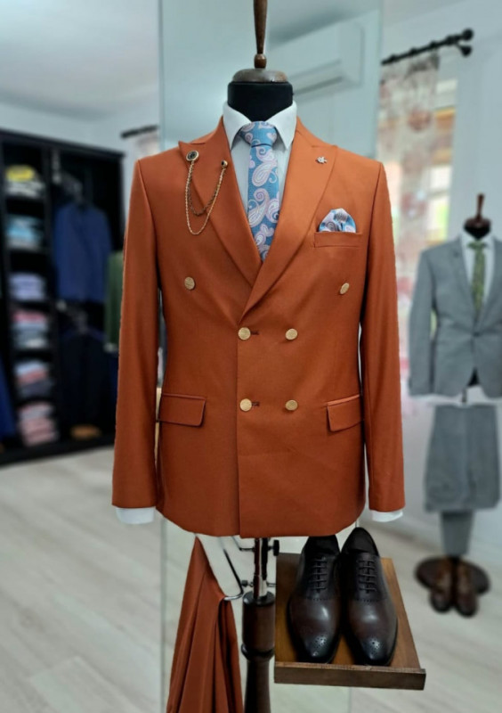 Costum Barbati Slim Fit Cu Doua Randuri De Nasturi