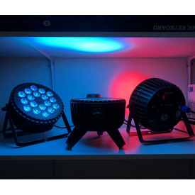 PAR-LED 18x10W RGBW, Carcasa aluminiu, Cooler, Proiector disco puternic, Scena, Eveniment, Lumini color si albe 180W