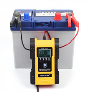 Redresor 12V,6A/24V,3A FOXSUR baterii auto/moto/camion cu afisaj digital