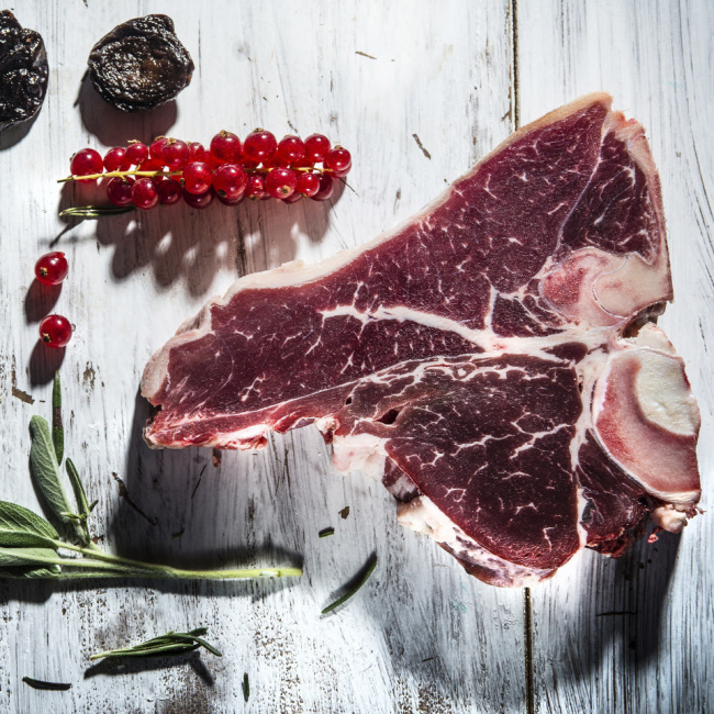 t-bone manzat