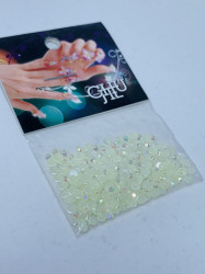 Cristale cu reflexii light yellow