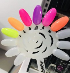 Oja Semipermanenta CANNI Luminous - Glow In The Dark 05