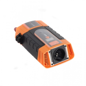 Invertor auto Car-600D din 12V in 230V, USB, 600W display