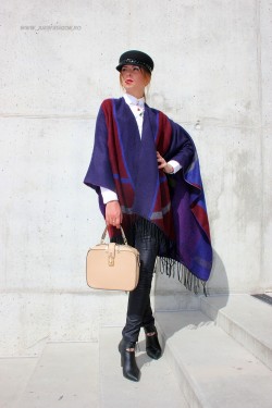Poncho Dama "British" Marine by JukaFashion.ro (2018)