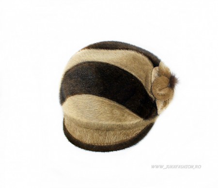 Caciula Blana Artificiala "Valentina" Cream by JukaFashion.ro (2019)