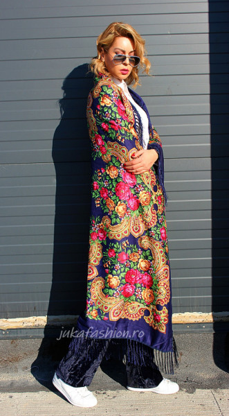 sal traditional rusesc floral dama