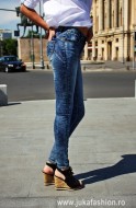 Blugi Skinny Elastici "Snow" by JukaFashion.ro cod B2014