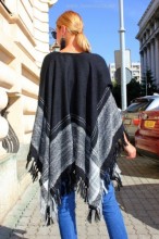 Poncho Dama "Boho" Negru by JukaFashion.ro (2018)