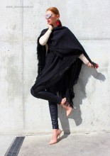 Poncho Dama "Madame" Negru by JukaFashion.ro (2018)